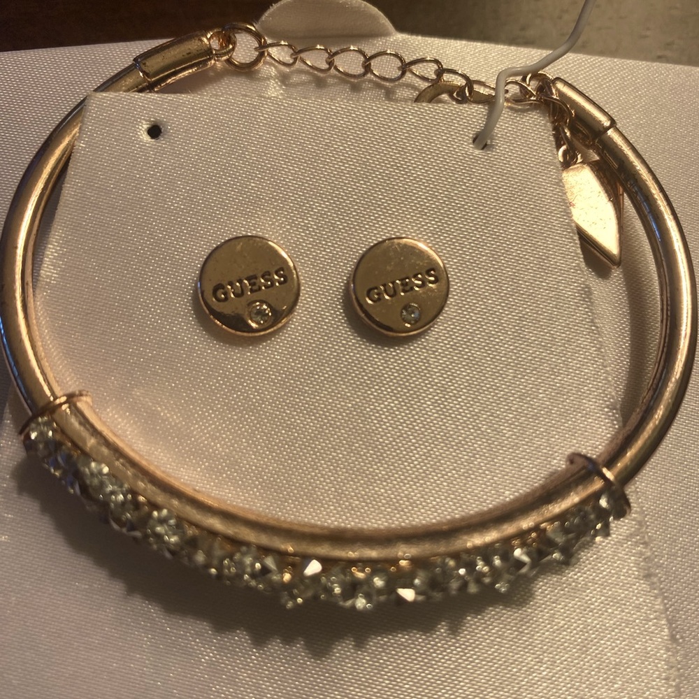 Guess Earrings and bracelet set